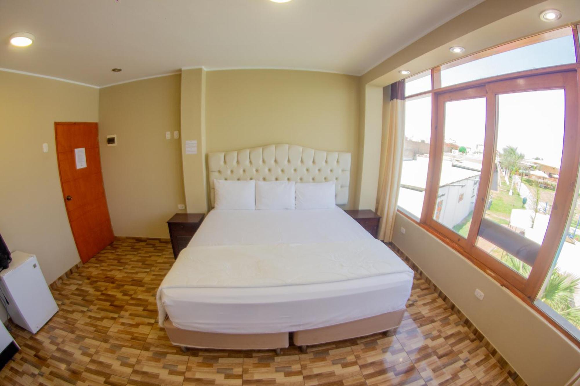 Hotel Resort Thiago Чинча-Альта Екстер'єр фото