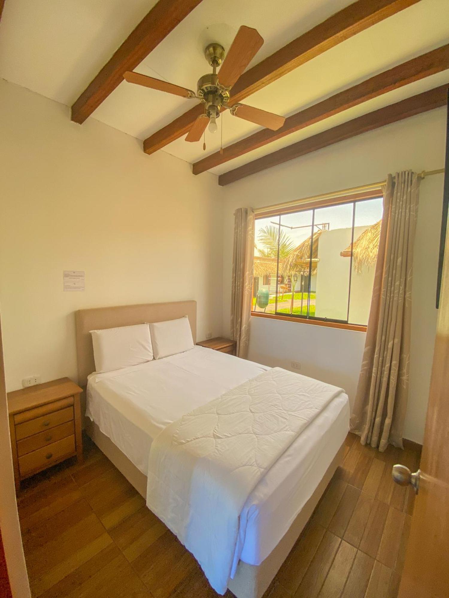 Hotel Resort Thiago Чинча-Альта Екстер'єр фото