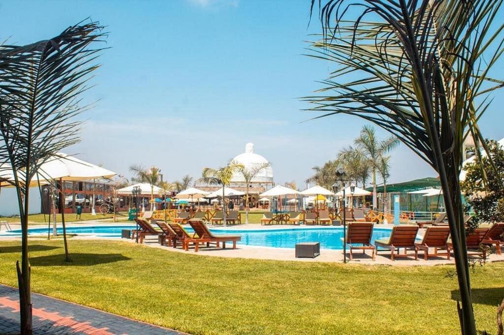 Hotel Resort Thiago Чинча-Альта Екстер'єр фото