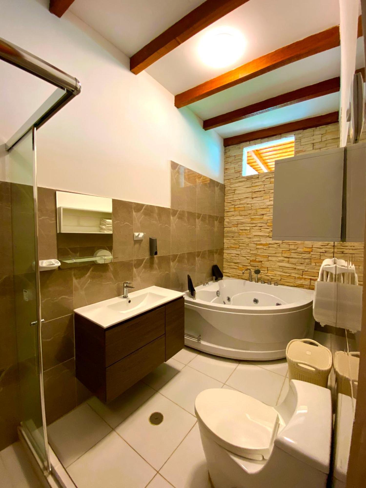 Hotel Resort Thiago Чинча-Альта Екстер'єр фото